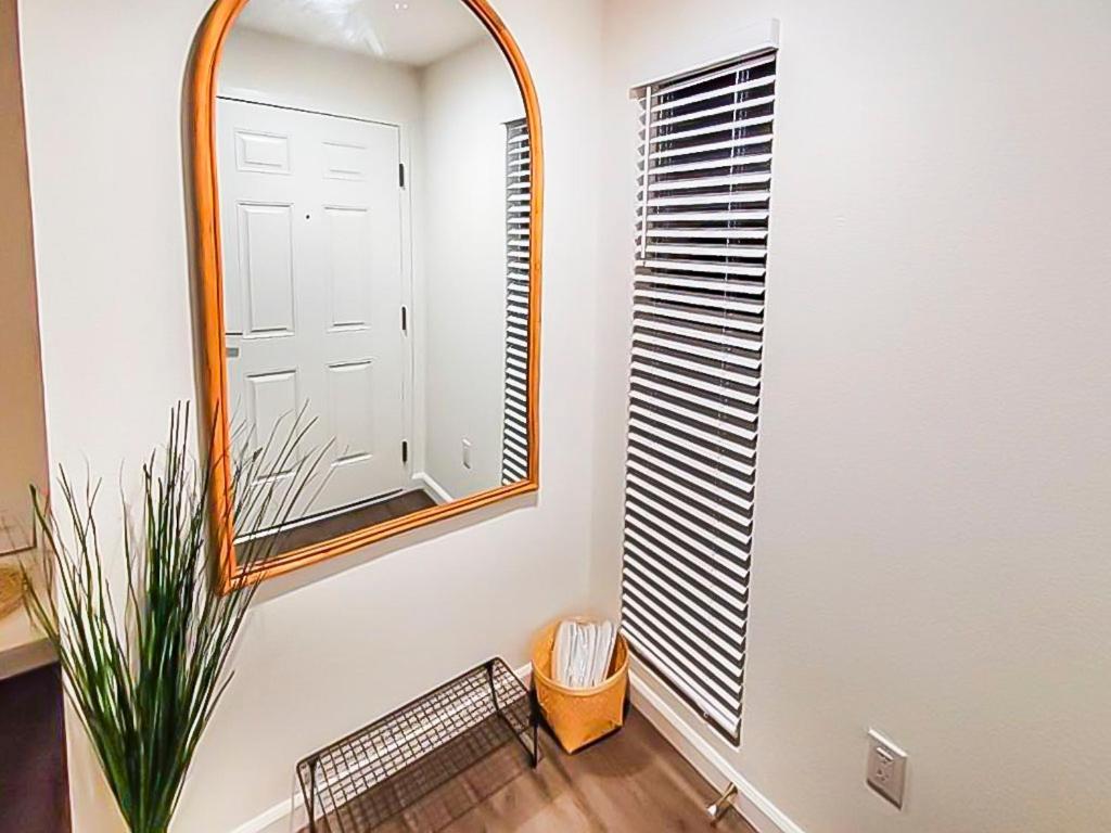 Two Bedroom Condo At Universal Studios Los Angeles Exterior photo